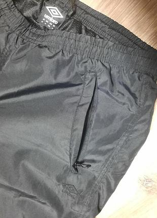 Штаны спортивные umbro оригинал l (eu 42)