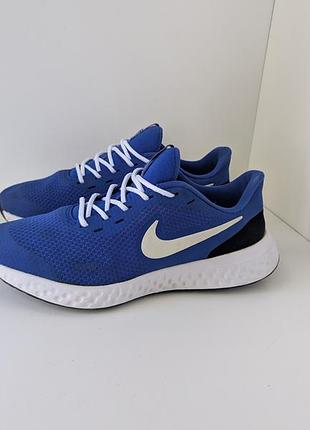 Кроссовки nike revolution 5
