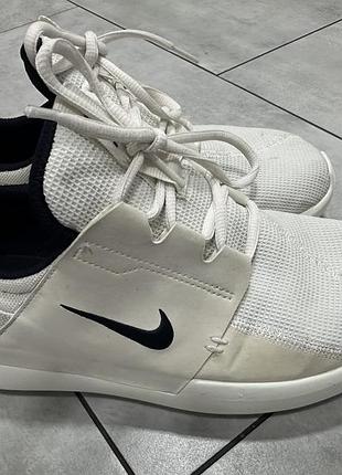Кросівки  nike