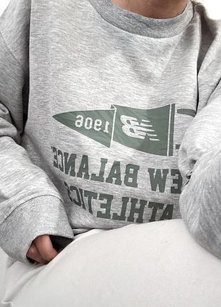 Світшот new balance