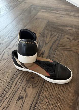 Оригінальні кеди burberry