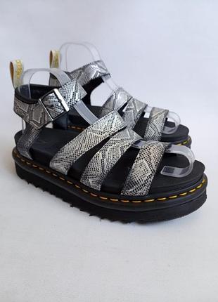 Босоніжки dr. martens
