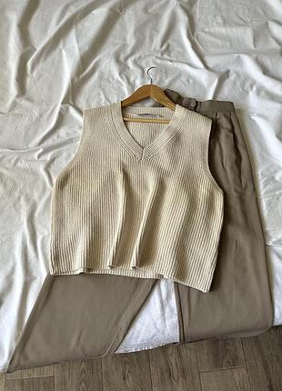 Жилет жіночий zara вʼязаний пильно бежевий