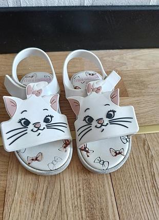 Ароматизированные босоножки melissa р.25/26