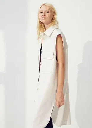Жіночий подовжений стьобаний світло- бежевий жилет h&m 12-14 розміру h&m