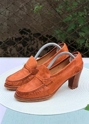 Винтажные туфли лоферы из очень мягкой натуральной кожи