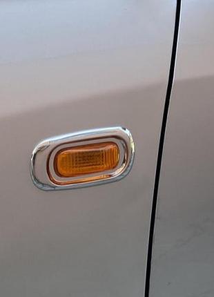 Хромированная накладка на поворотник (пластик) для honda civic sedan vii 2001-2006 гг
