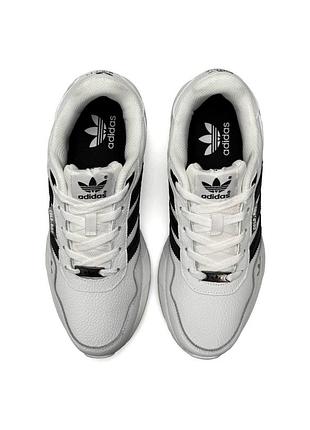 Adidas retropy white black 4