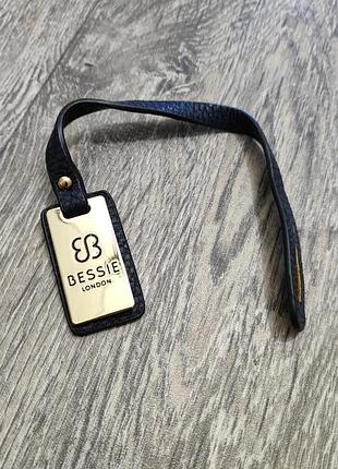 Брелок подвеска для сумки bessie london