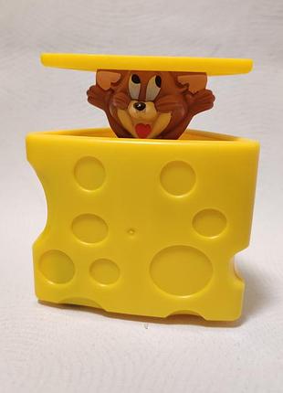 Джерри с happy meal mcdonald's 2021