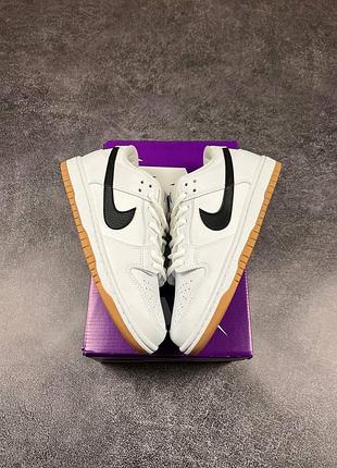 Кроссовки nike sb dunk