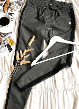Брюки хакі h&m р.12 років