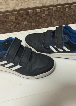 Кроссовки adidas 36 р