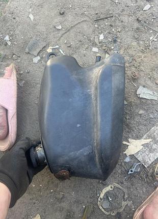 Бензобак  сузукі стріт меджик