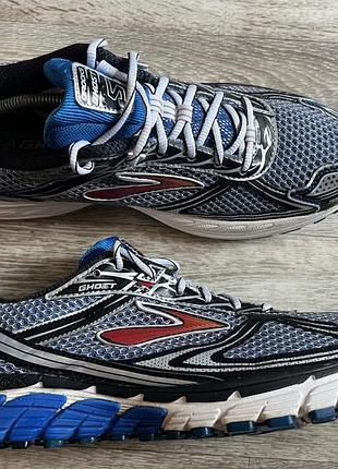 Кросівки brooks