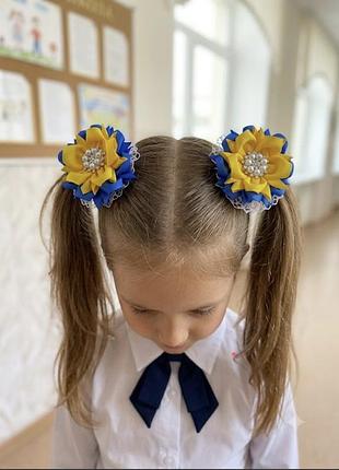Яскраві патріотичні бантики-квіти для дівчаток 🇺🇦✨