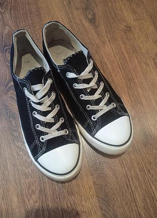 Продам чоловічі кеди бренду new look