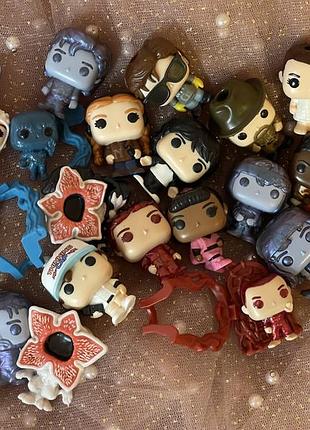 Іграшки дивні дива з кіндеру stranger things