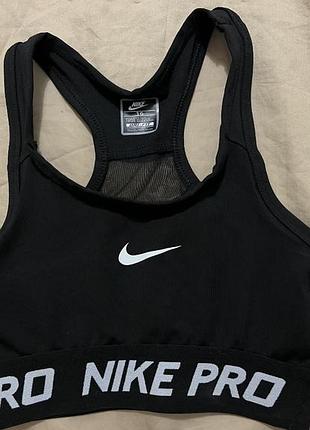 Топ nike pro ( 16 )