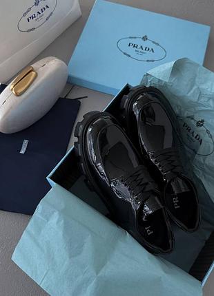 Лоферы женские prad a platform leather lacked black shoes