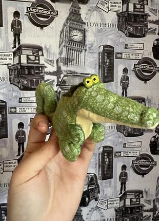 Маленька м'яка іграшка крокодила дерека (croc / derick) з мультфільму «секретне життя домашніх тварин» (the secret life of pets)