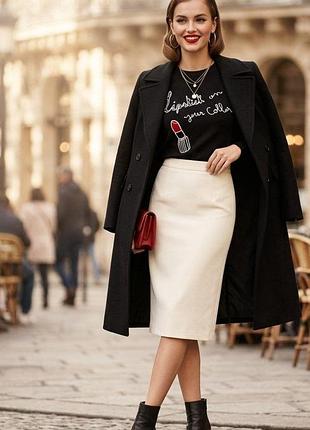 Кофтинка з вишивкою бренду joanie  ✨ 
напівобхват грудей-45(53)см; 
довжина виробу -55 см;
довжина рукава-56 см
по плечам -34 см.🌹🌹🌹