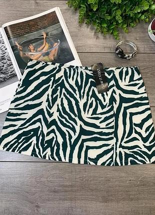 🔥🔥🔥330 грн🔥🔥🔥
🌺 стильная юбка от i saw it first 
🛍размер: 986 10, s