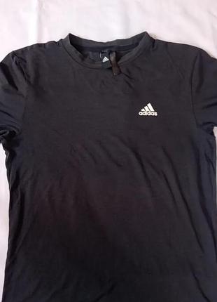 Футболка adidas