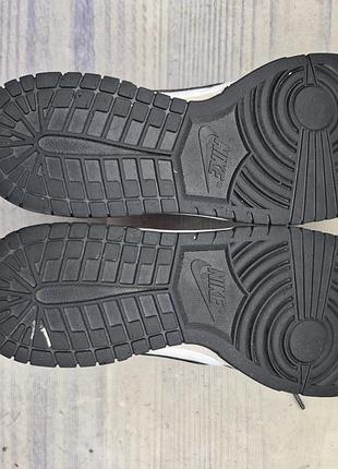 Кроссовки nike dunk low retro 5