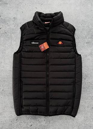 Жилетка (безрукавка) ellesse черная демисезон на весна/лето/осень s / m / l / xxl