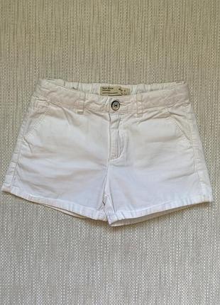 Білі котонова шорти zara на 6 років 116