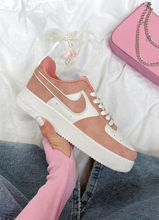 Жіночі кросівки nike air force 1 pink peach white шкіряні демісезонні персикові | найк аір форс рожеві 36 - 40