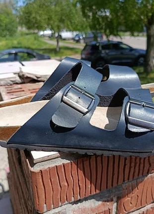 Стильні шкіряні чоловічі шльопанці 43-44