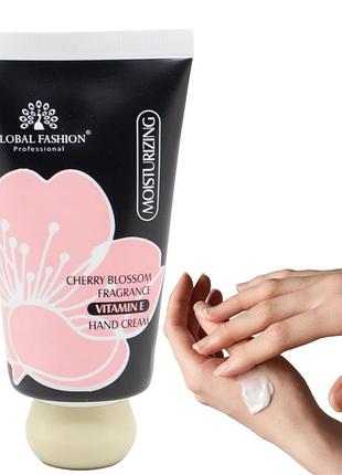 Зволожуючий крем для рук global fashion вишневий колір, 30г