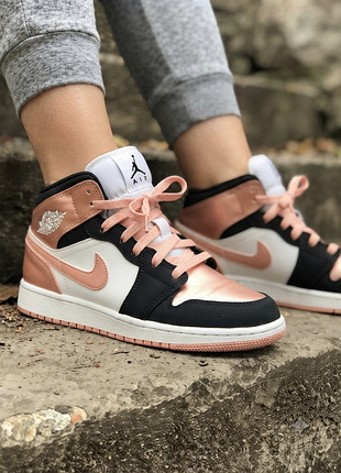 Кроссовки nike air jordan 1 mid peach (персиковые)
