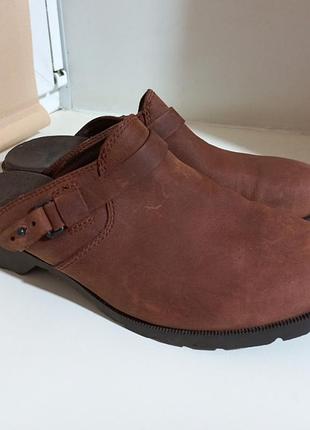 Нові шкіряні жіночі сабо / мюлі teva delavina mule (оригінал)