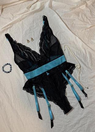Мереживне боді lovehoney satin and lace body s (blue/black)