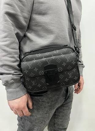 Мужская сумка мессенджер s lock monogram eclipse 9