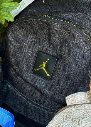 Рюкзак nike jordan (черный, монограмм, темно-серый, бежевый, бело-синий, белый с пятнами) 3