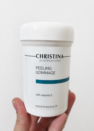 Пілінг - гомаж для всих типів шкіри  peeling gommag з вітаміном е