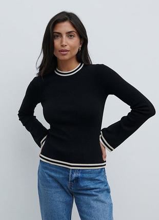 Pretty lavish чорний трикотажний светр з контрастною окантовкою, xs
