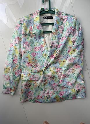 Неймовірно гарний піджак zara оверсайз