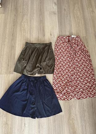 Спідниці pull&bear, замшева зелена та в горошок, розмір s