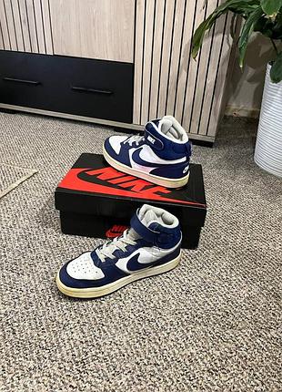 Кросівки nike son of force mid ( midnight navy) (33розмір) оригінал