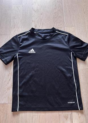 Футболка adidas тренувальна,