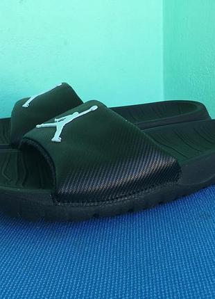 Шльопанці nike jordan break