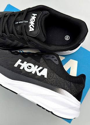Hoka challenger art 7 black white
