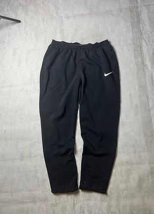 Штаны nike   размер м состояние хорошое  замеры  длина-100 полупояс-40 выход-17 полу ляшка-34  цена-300грн