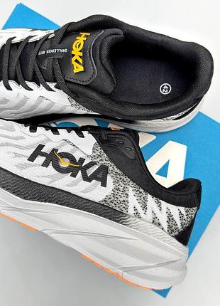 Hoka challenger art 7 grey black orange