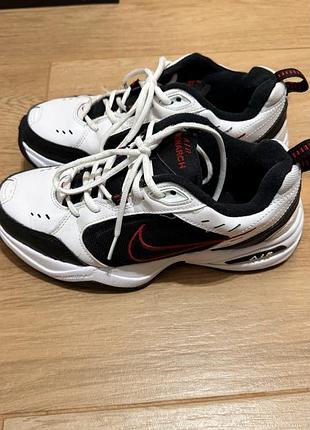 Жіночі кросівки nike air monarch original 40р